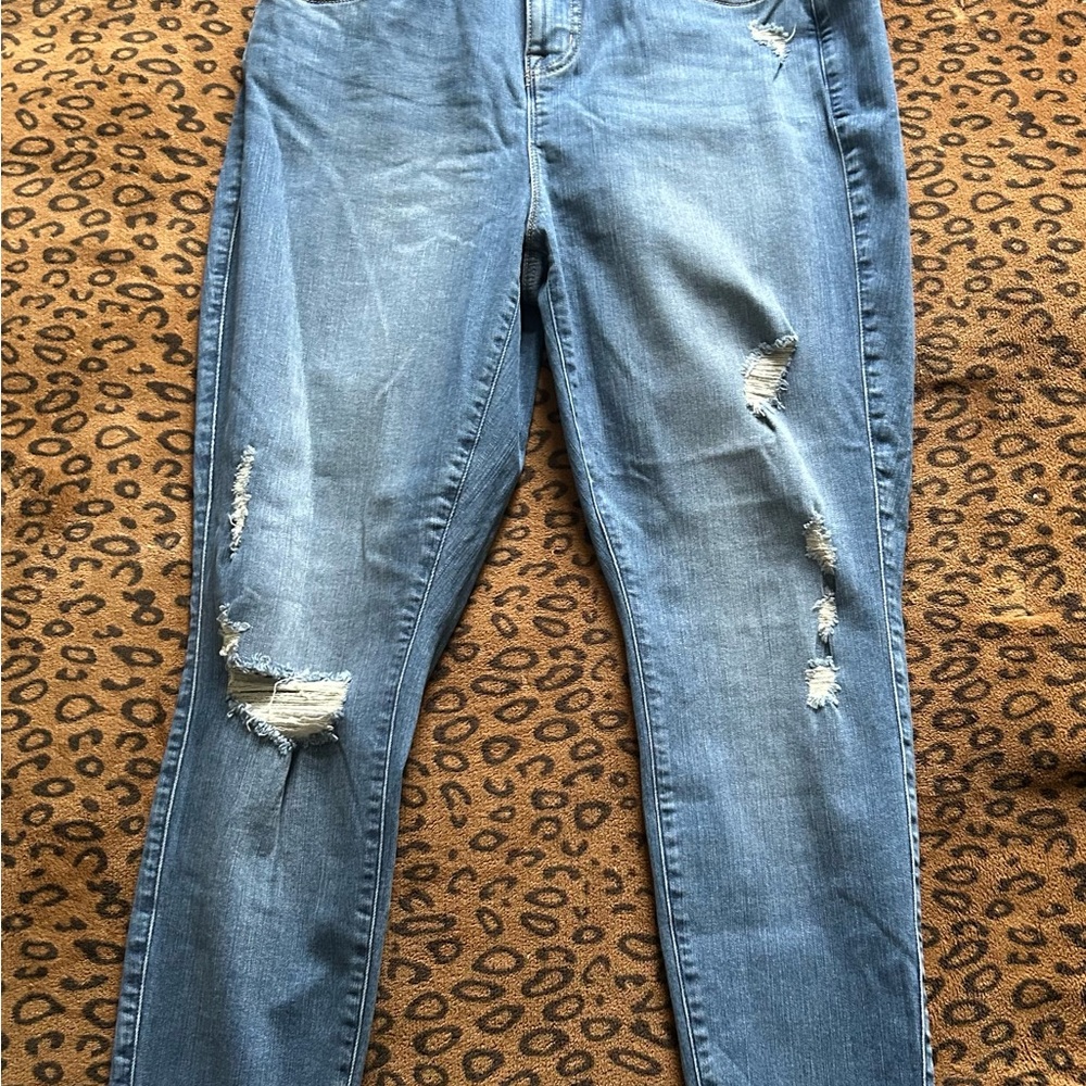 Torrid Distressed Blue Women's Jeans 16R